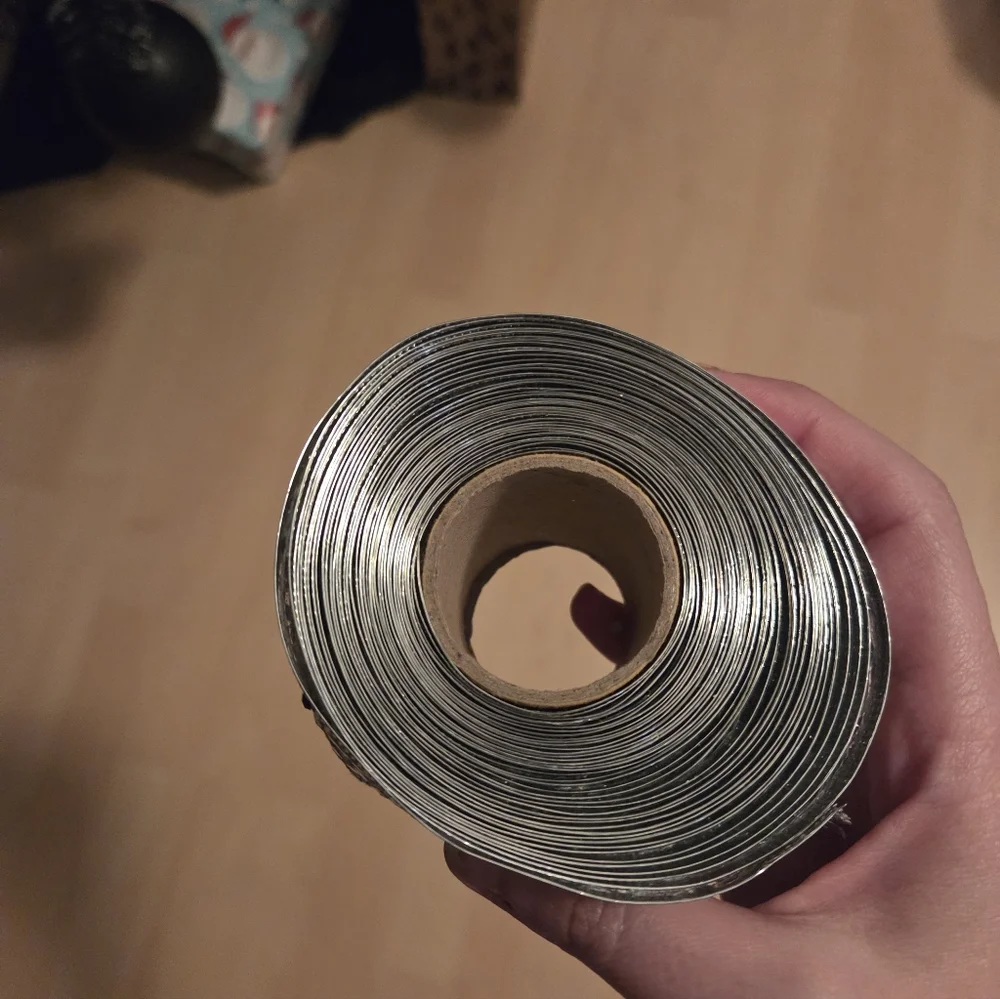 Silver Ribbon - Picture 2 of 2